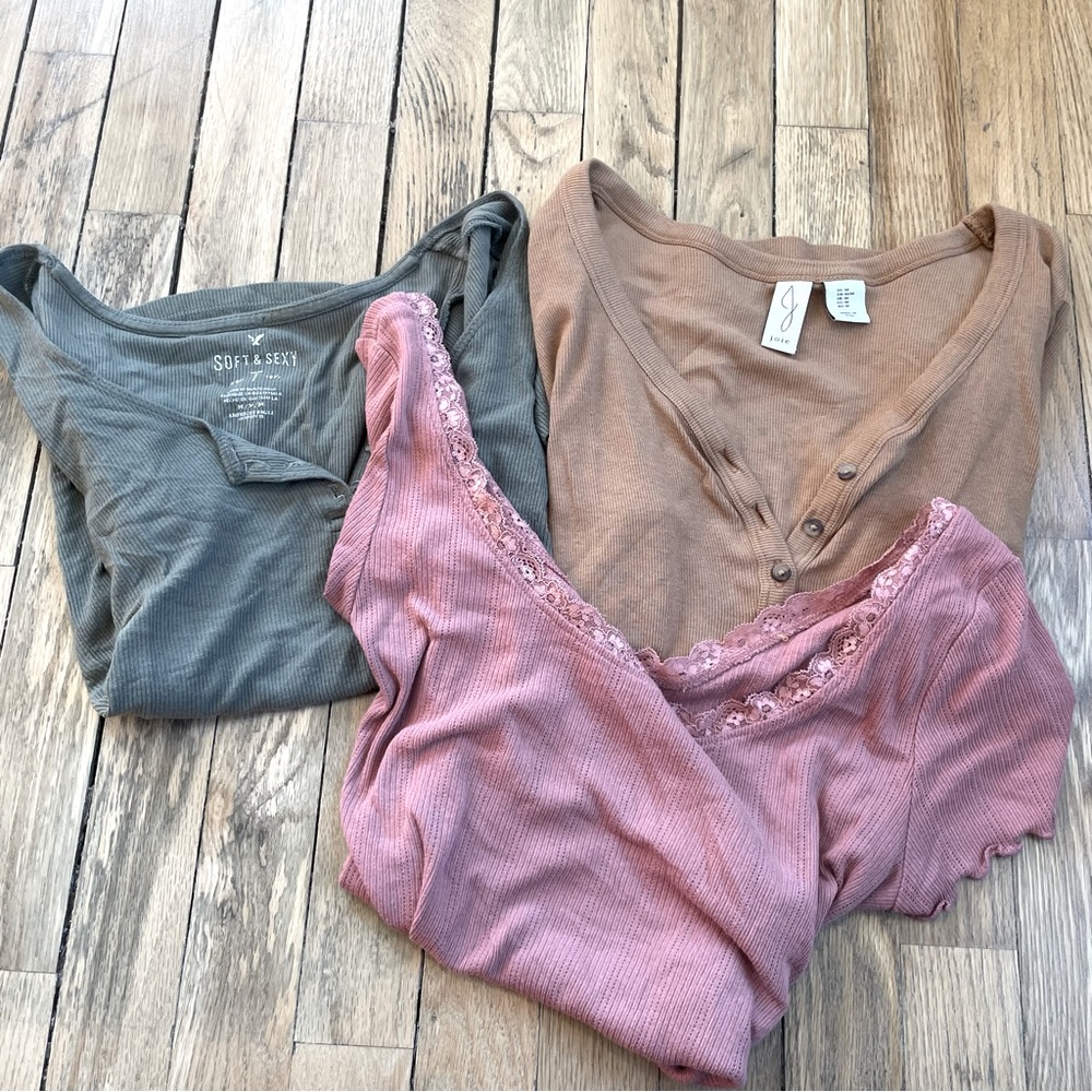 Boho neutral 3 tee shirts women’s medium soft